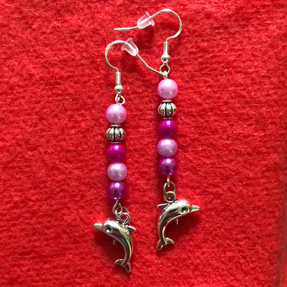 NWT, Handcrafted by A Charmed Life. Any Dolphin Lovers?!